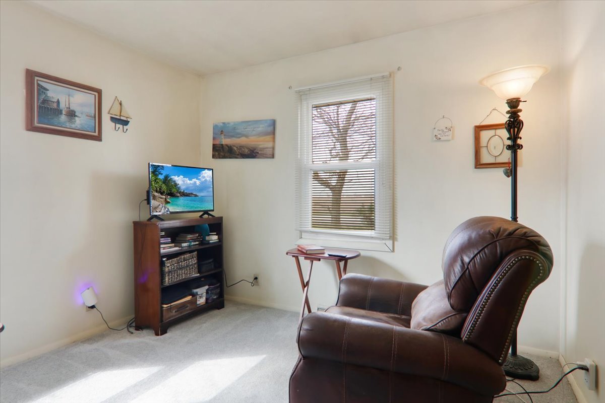 803 Towanda-Barnes Road Towanda, IL 61776 - Photo 8 of 13