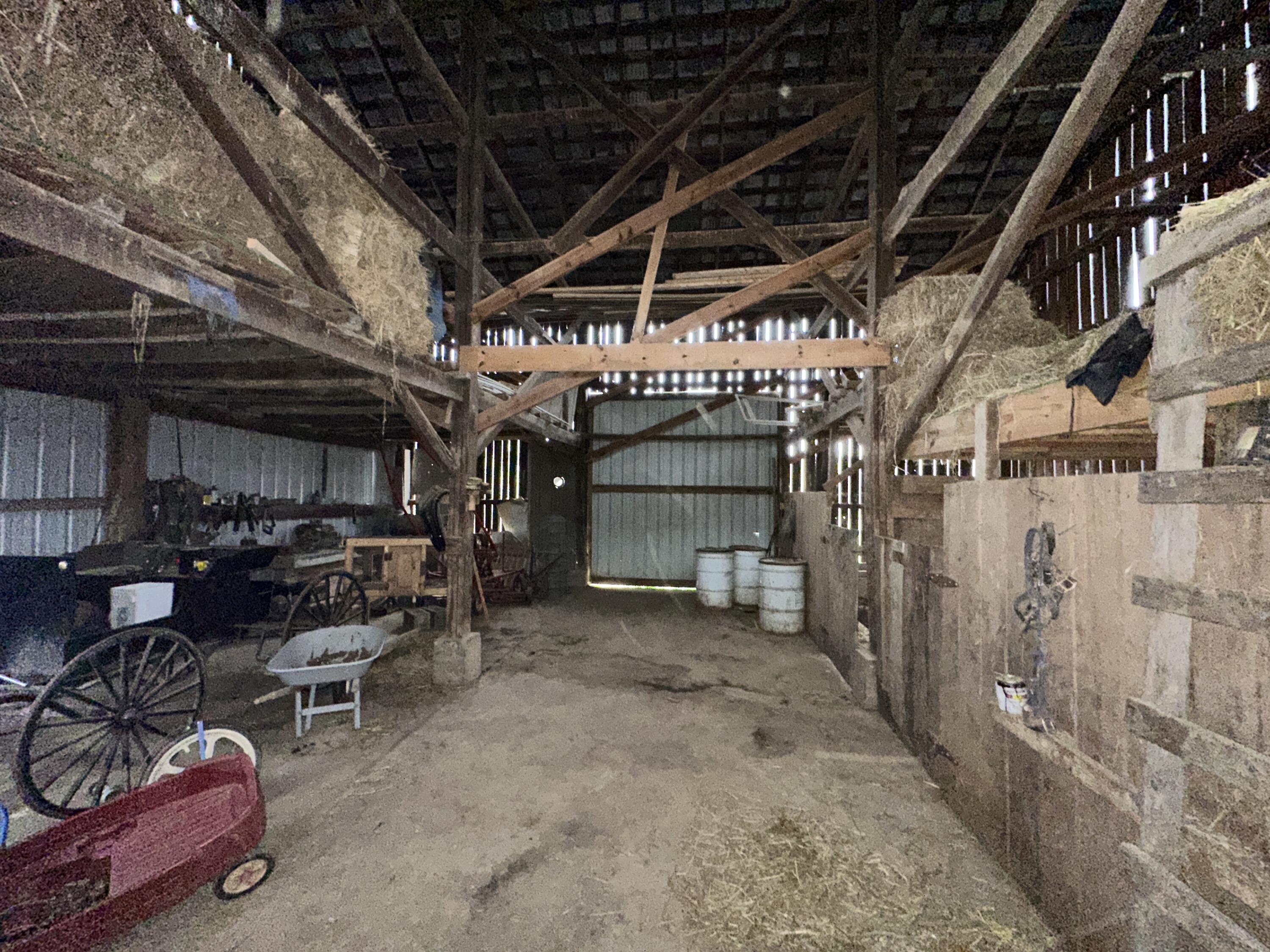 3099 East Union Road Carlisle, KY 40311 - Photo 31 of 32 Barn interior