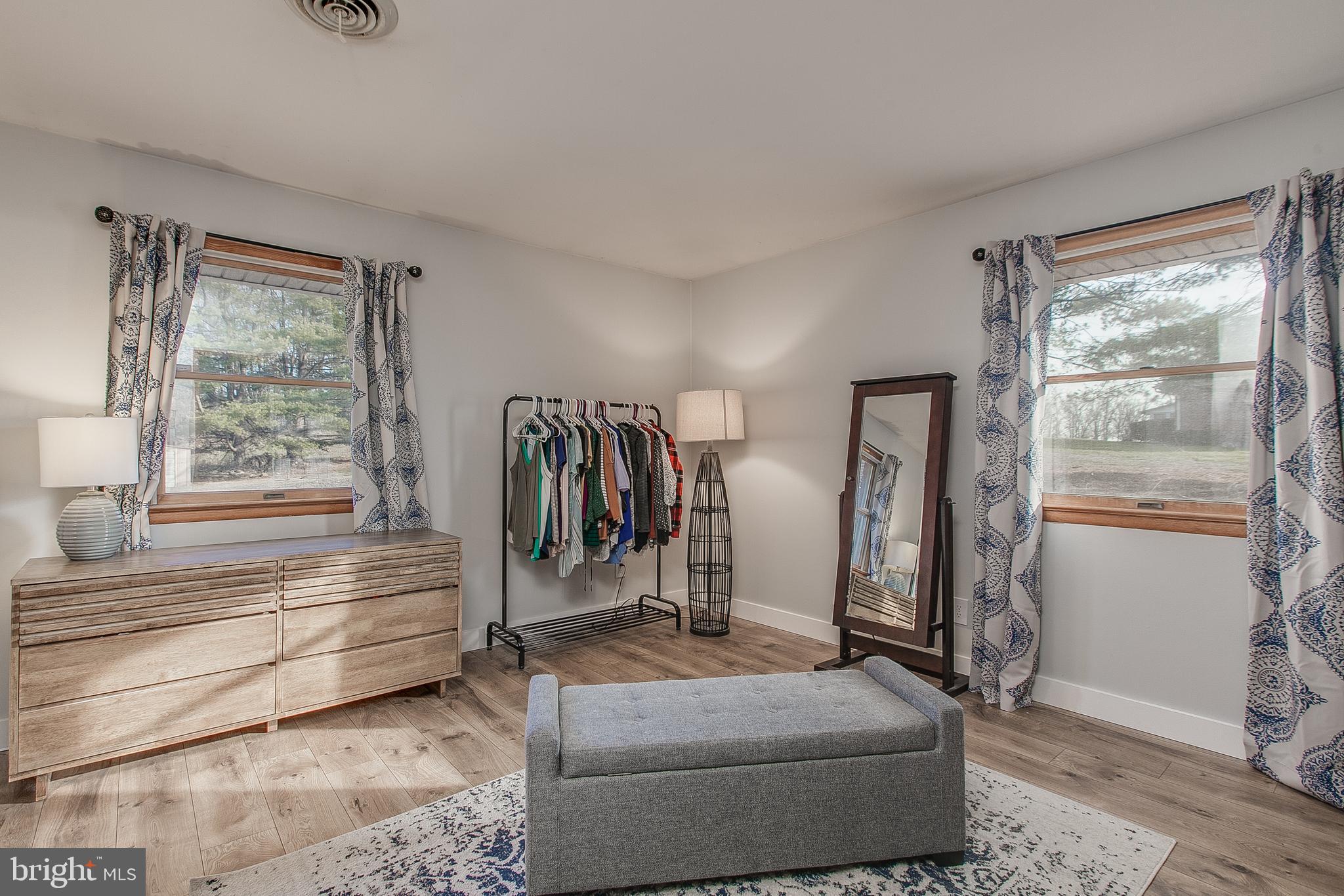 12309 Walnut Point Road Hagerstown, MD 21740 - Photo 23 of 38 Master bedroom suite Pic 4