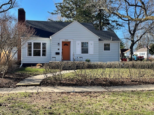 1219 West Healey Street Champaign, IL 61821 - Photo 1 of 19