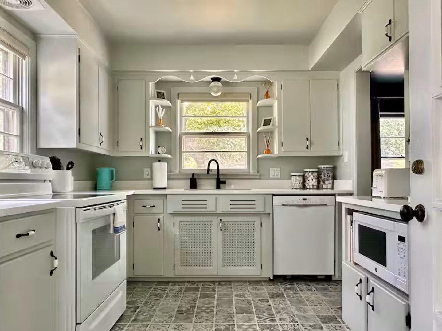 1219 West Healey Street Champaign, IL 61821 - Photo 8 of 19