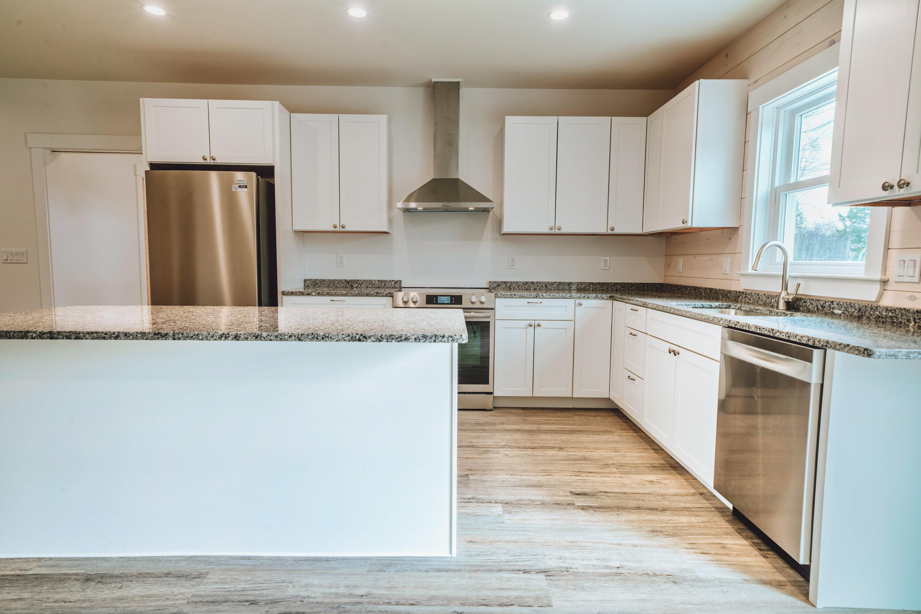 7 Whitetail Lane Belfast, ME 04915 - Photo 4 of 22 9699