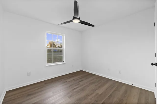 $384,900 | 242 Lake Forest Drive, La Vergne, TN 37086