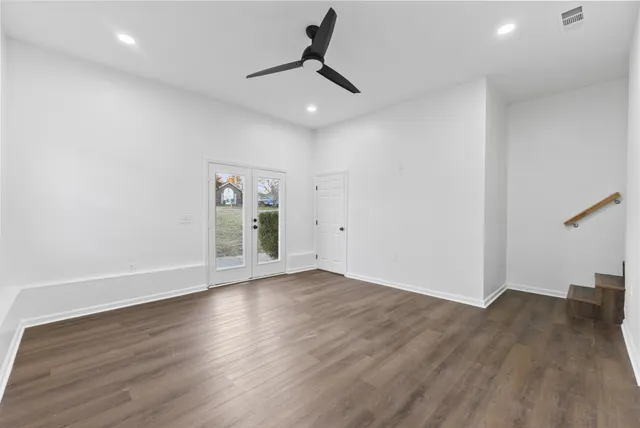 $384,900 | 242 Lake Forest Drive, La Vergne, TN 37086