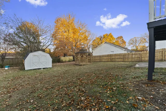 $384,900 | 242 Lake Forest Drive, La Vergne, TN 37086