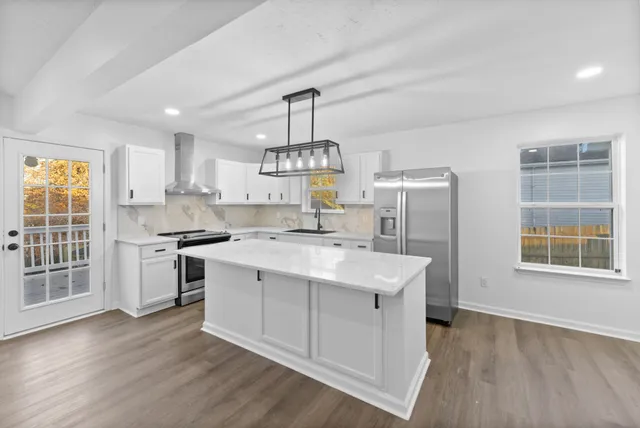 $384,900 | 242 Lake Forest Drive, La Vergne, TN 37086