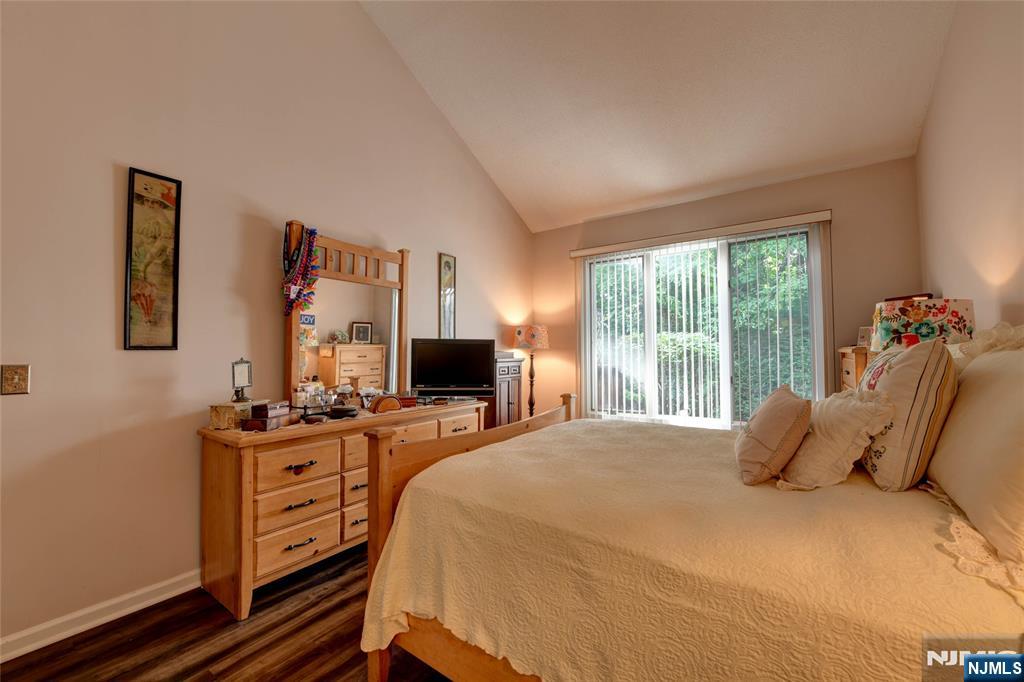 39 Ridgeview Terrace Oak Ridge, NJ 07438 - Photo 19 of 40 Gallery Image 19