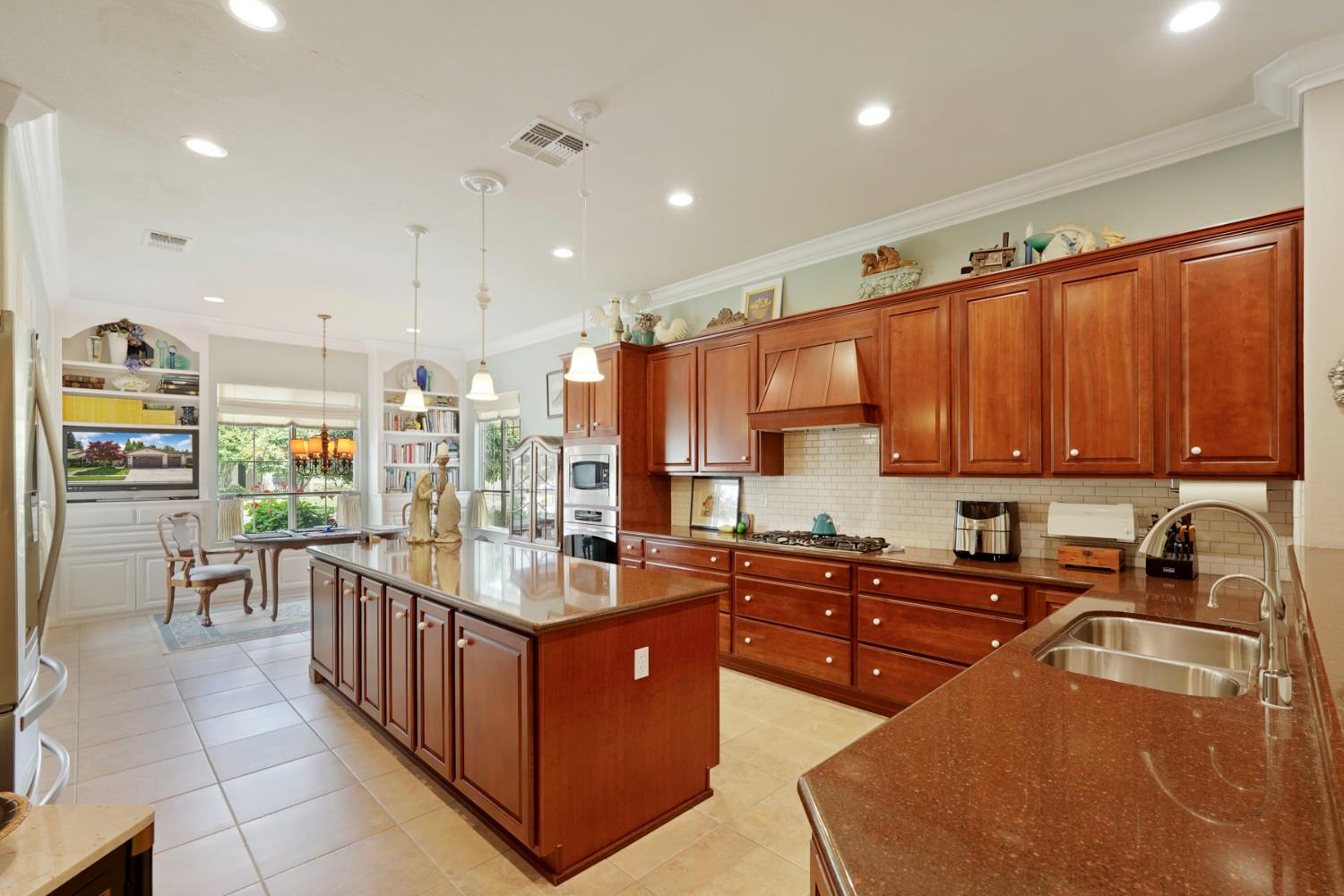1316 Maple Valley Street Manteca, CA 95336 - Photo 2 of 71