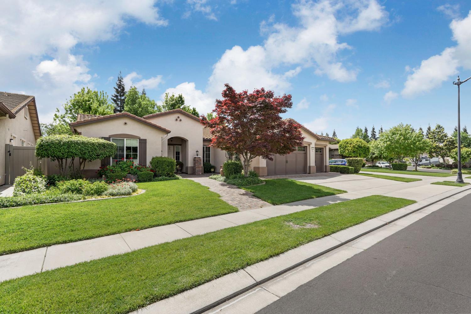 1316 Maple Valley Street Manteca, CA 95336 - Photo 8 of 71