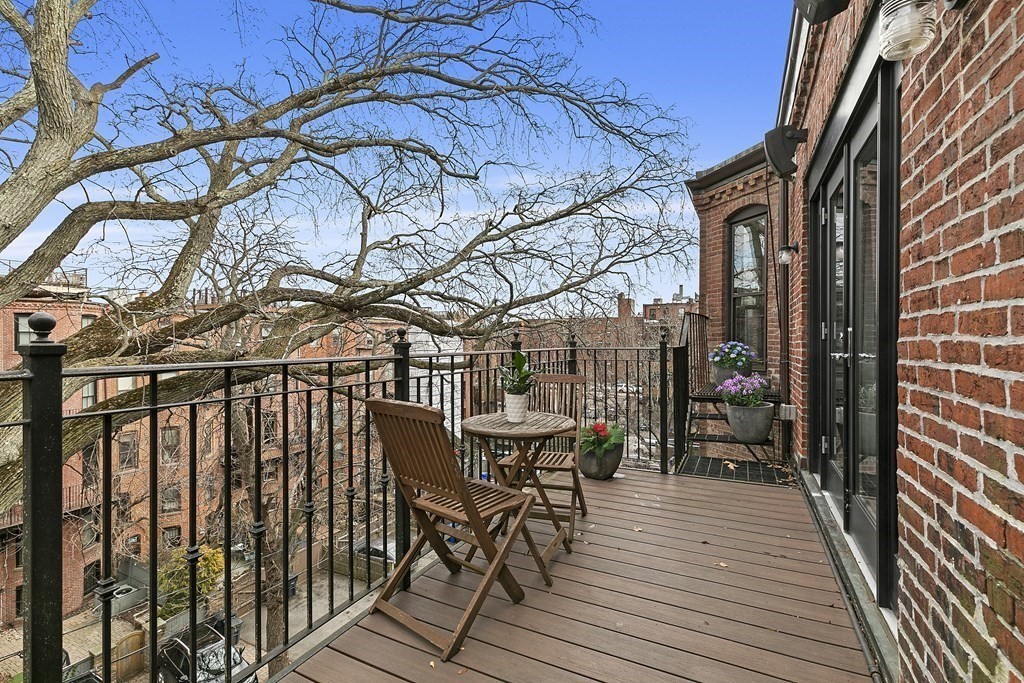 27 Braddock Park, Unit 2 Boston, MA 02116 - Photo 8 of 18