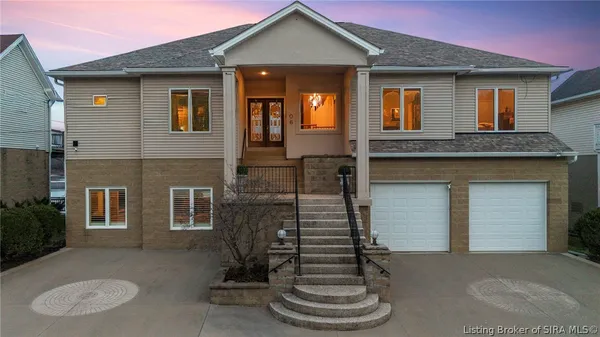$989,000 | 4706 Upper River Road, Jeffersonville, IN 47130