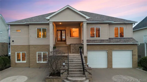 $989,000 | 4706 Upper River Road, Jeffersonville, IN 47130