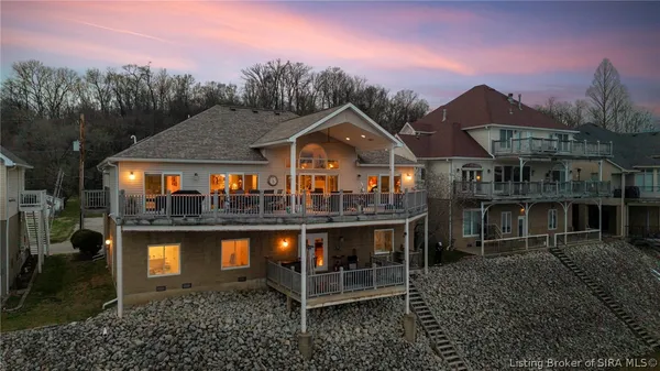$989,000 | 4706 Upper River Road, Jeffersonville, IN 47130