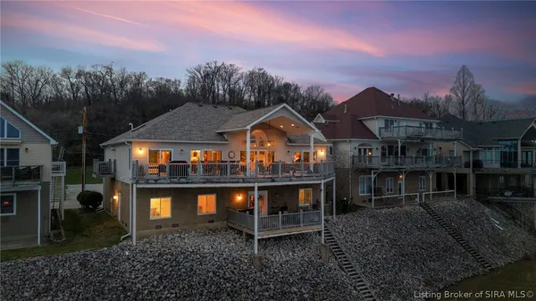 $989,000 | 4706 Upper River Road, Jeffersonville, IN 47130