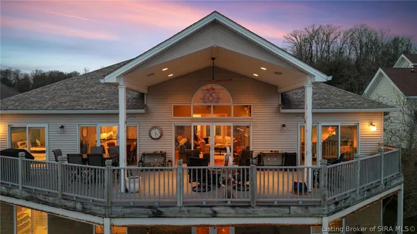 $989,000 | 4706 Upper River Road, Jeffersonville, IN 47130