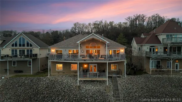 $989,000 | 4706 Upper River Road, Jeffersonville, IN 47130