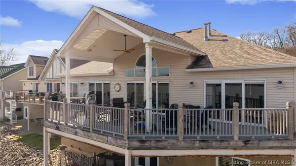 $989,000 | 4706 Upper River Road, Jeffersonville, IN 47130