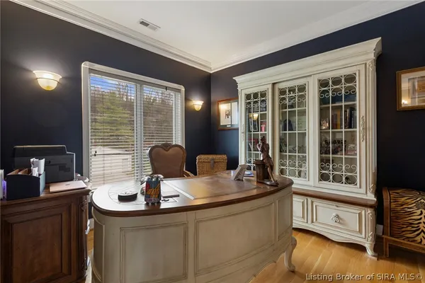 $989,000 | 4706 Upper River Road, Jeffersonville, IN 47130