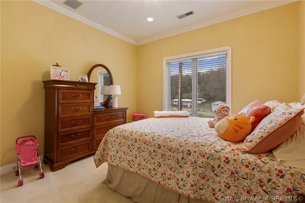 $989,000 | 4706 Upper River Road, Jeffersonville, IN 47130