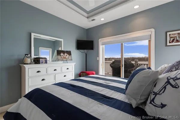 $989,000 | 4706 Upper River Road, Jeffersonville, IN 47130