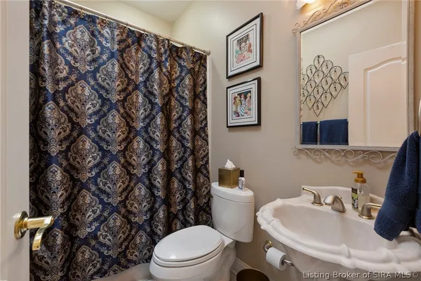 $989,000 | 4706 Upper River Road, Jeffersonville, IN 47130