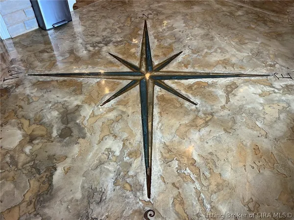 $989,000 | 4706 Upper River Road, Jeffersonville, IN 47130