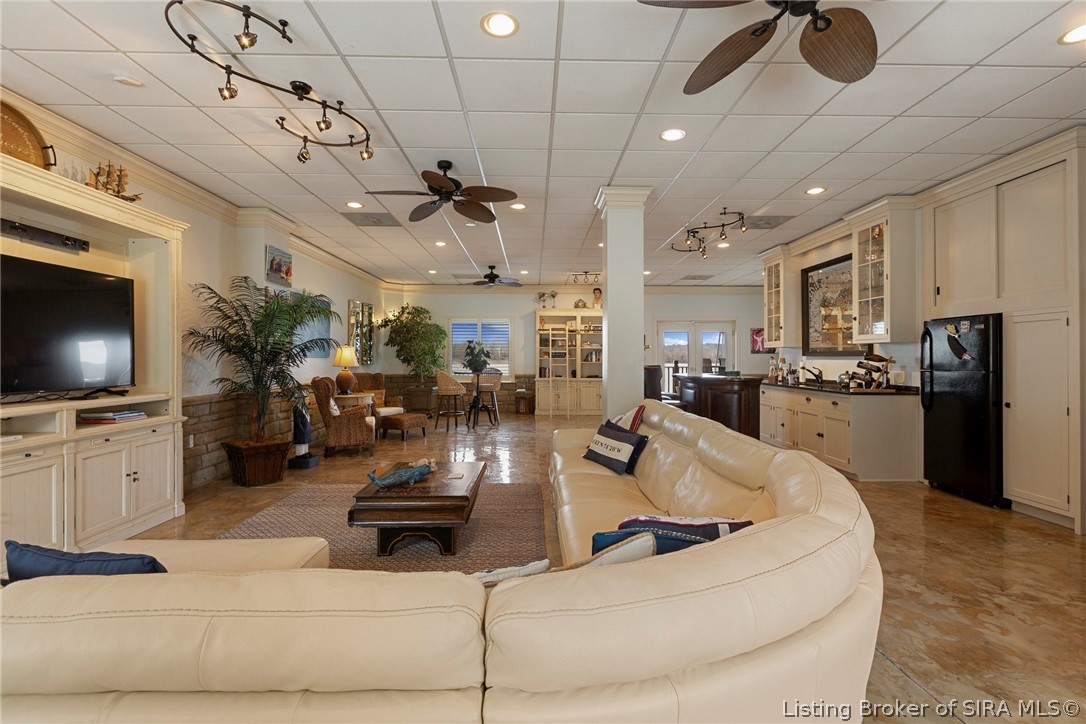 4706 Upper River Road Jeffersonville, IN 47130 - Photo 10 of 99