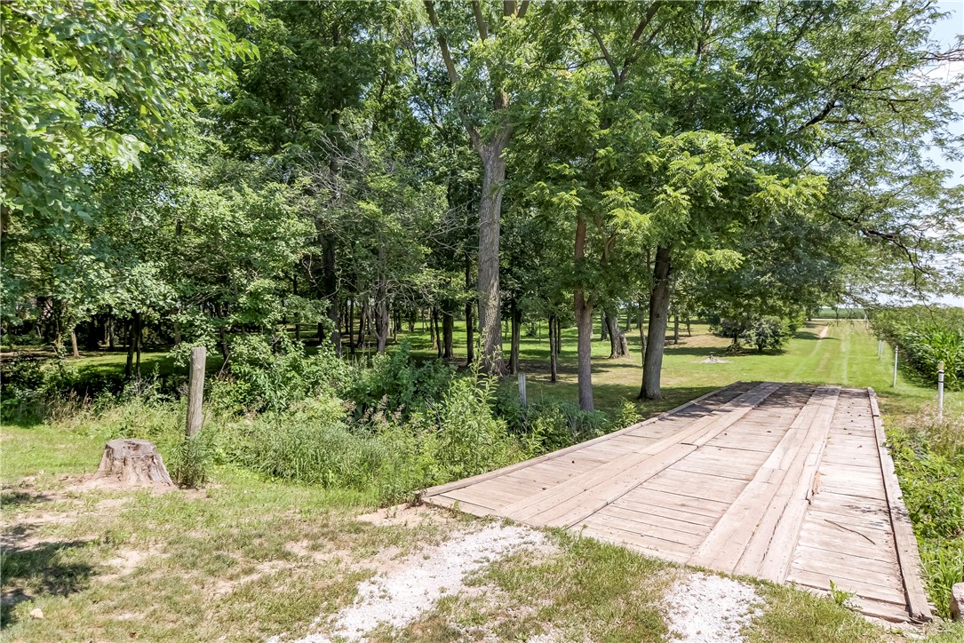 3849 Hill Road Clinton, IL 61727 - Photo 4 of 44