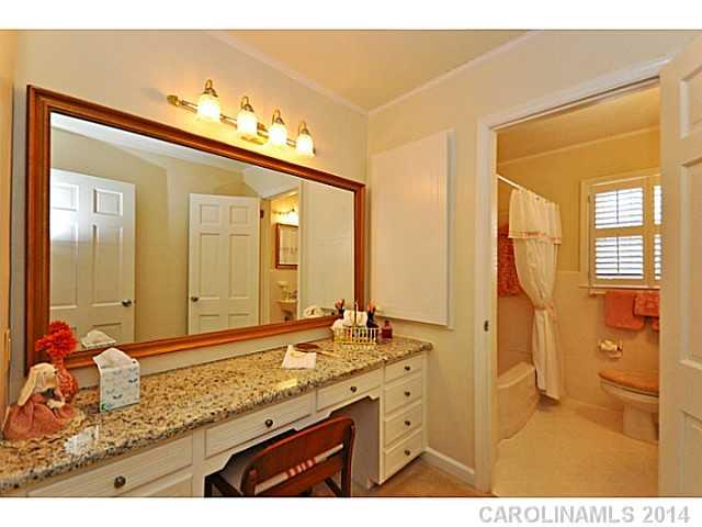 6441 Newhall Road Charlotte, NC 28270 - Photo 13 of 16 Gallery Image 13