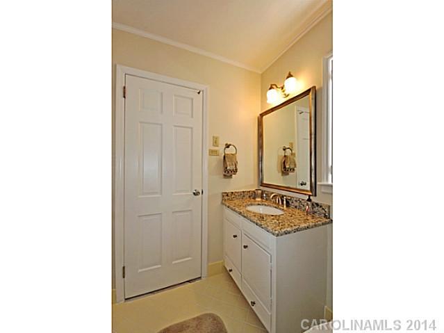 6441 Newhall Road Charlotte, NC 28270 - Photo 10 of 16 Gallery Image 10