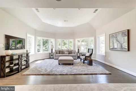 $3,985,500 | 390 Still Pond Run, Great Falls, VA 22066