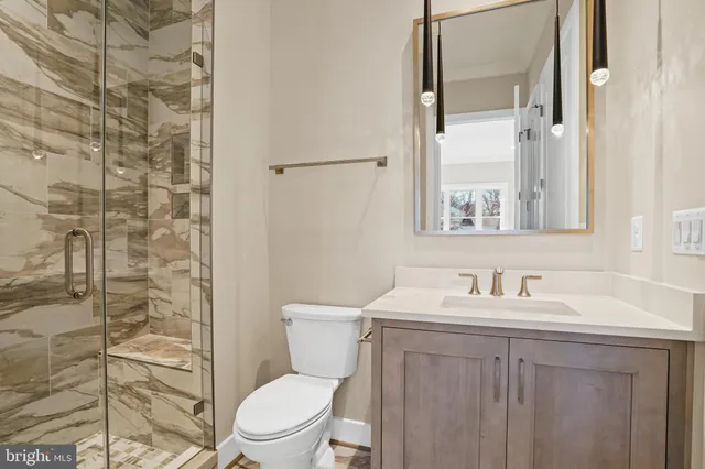 $3,985,500 | 390 Still Pond Run, Great Falls, VA 22066