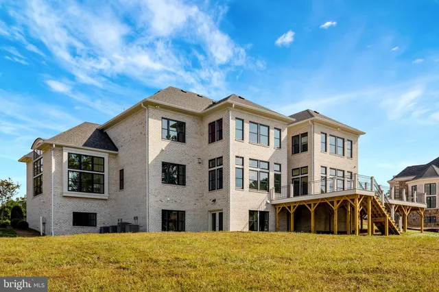 $3,985,500 | 390 Still Pond Run, Great Falls, VA 22066