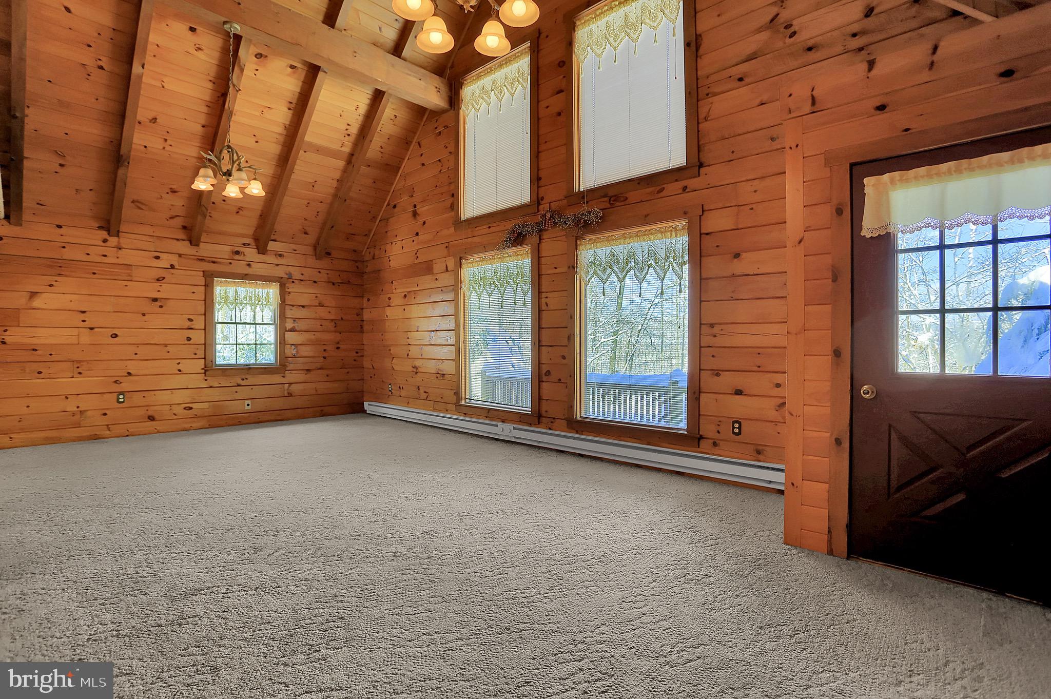 657 Jackson Square Road Spring Grove, PA 17362 - Photo 4 of 25