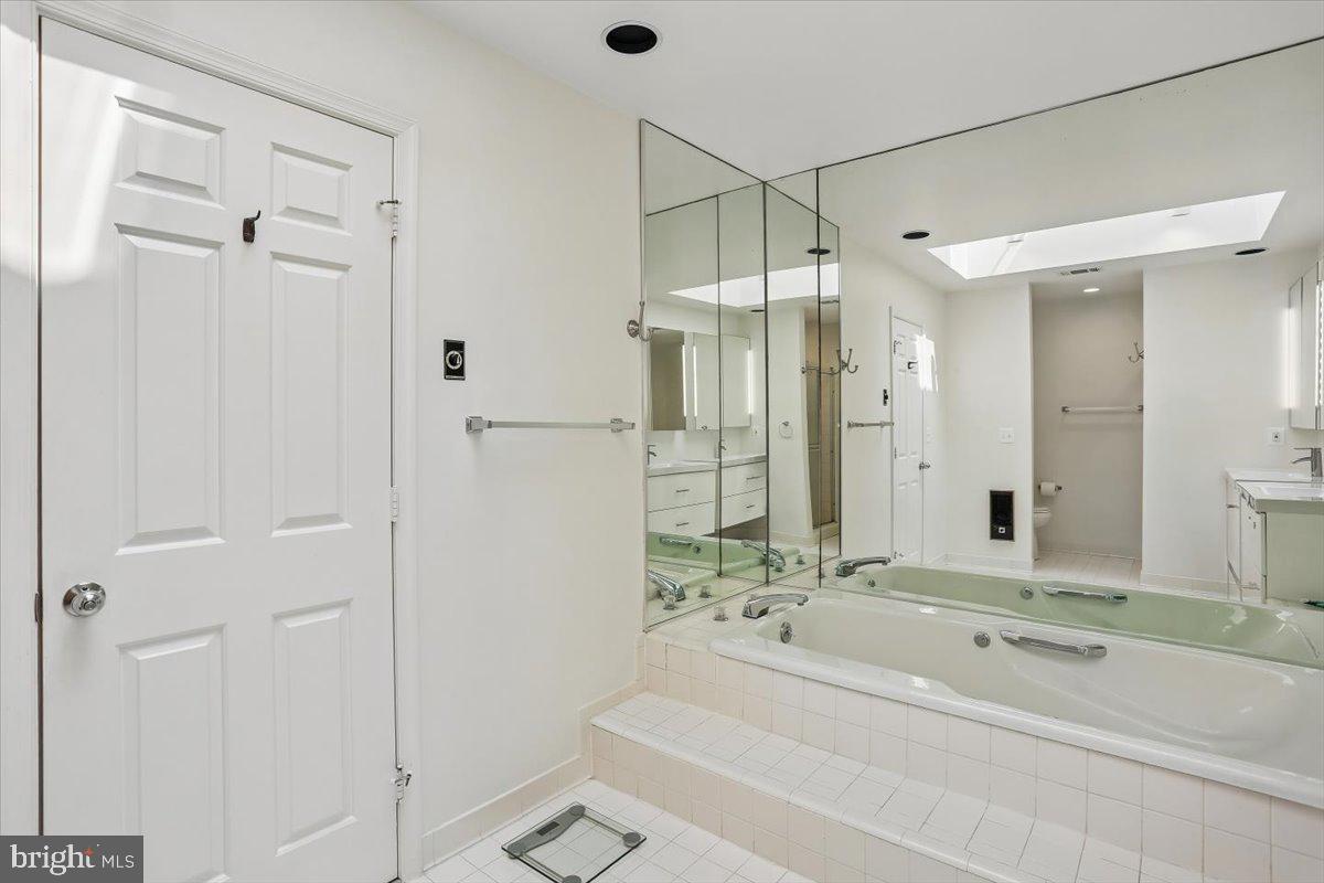 6113 Goldtree Way Bethesda, MD 20817 - Photo 42 of 75