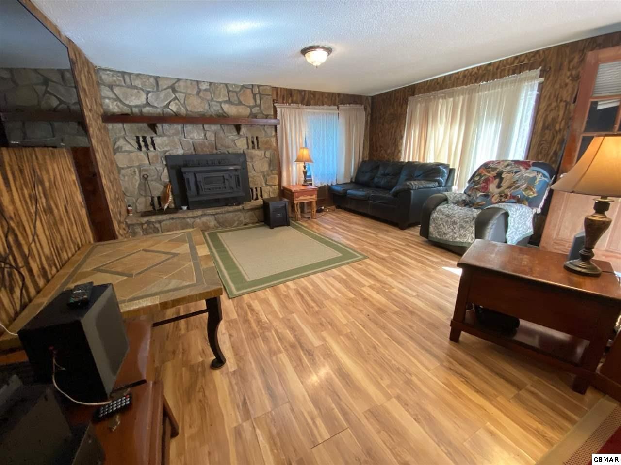 424 King Branch Road Sevierville, TN 37876 - Photo 4 of 13