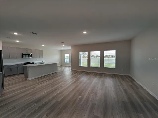 $2,995 | 36928 Sagemoor Drive, Zephyrhills, FL 33540