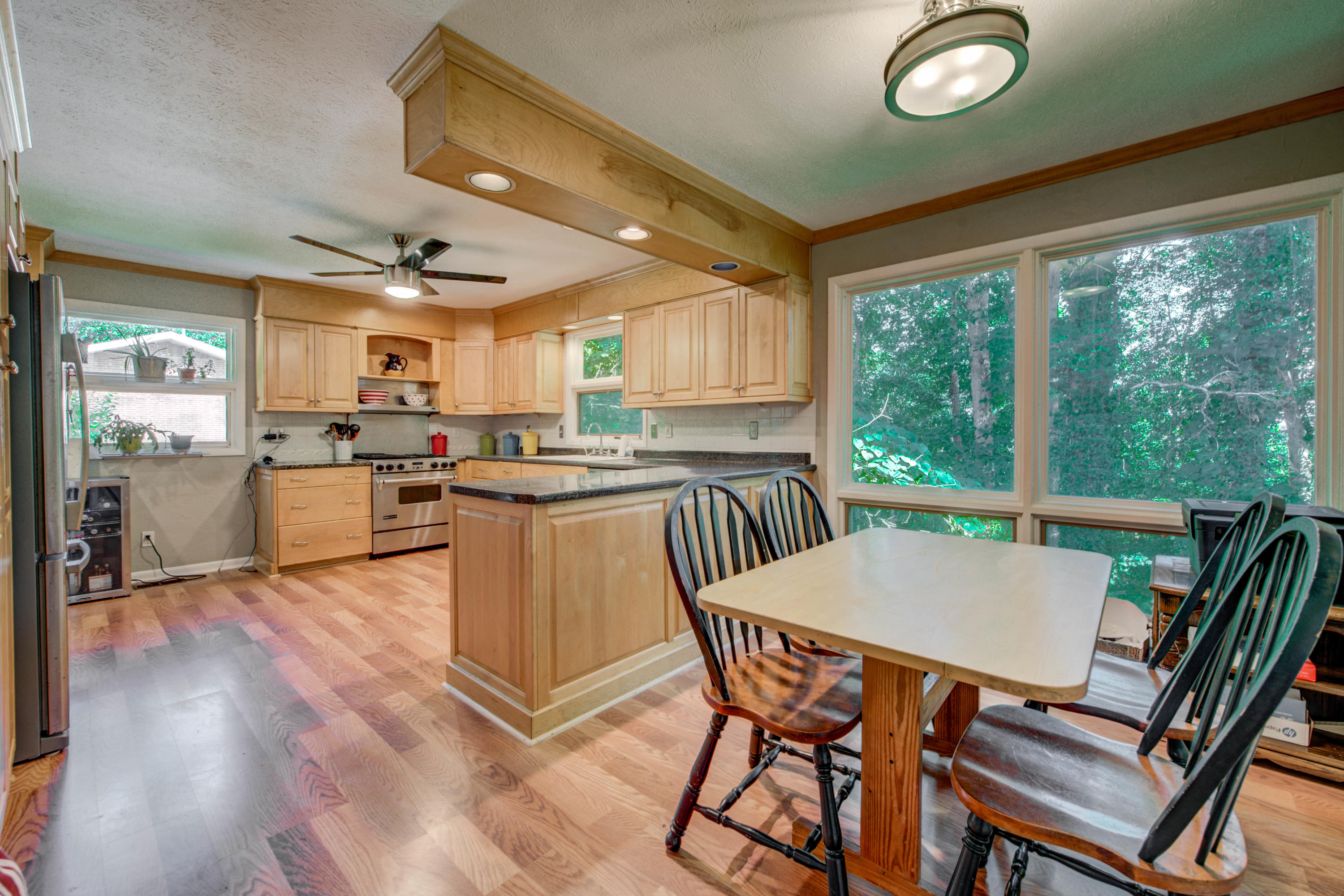 1045 West Outer Drive Oak Ridge, TN 37830 - Photo 10 of 35 10