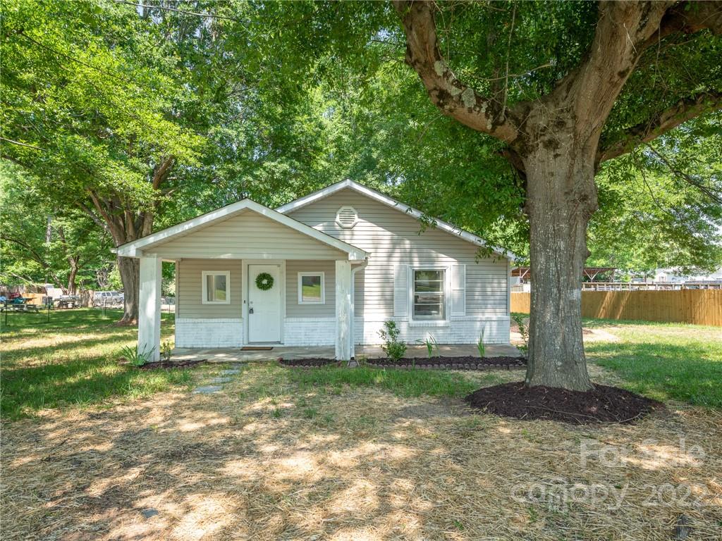 3913 Old York Road Gastonia, NC 28056 - Photo 2 of 37 Gallery Image 2
