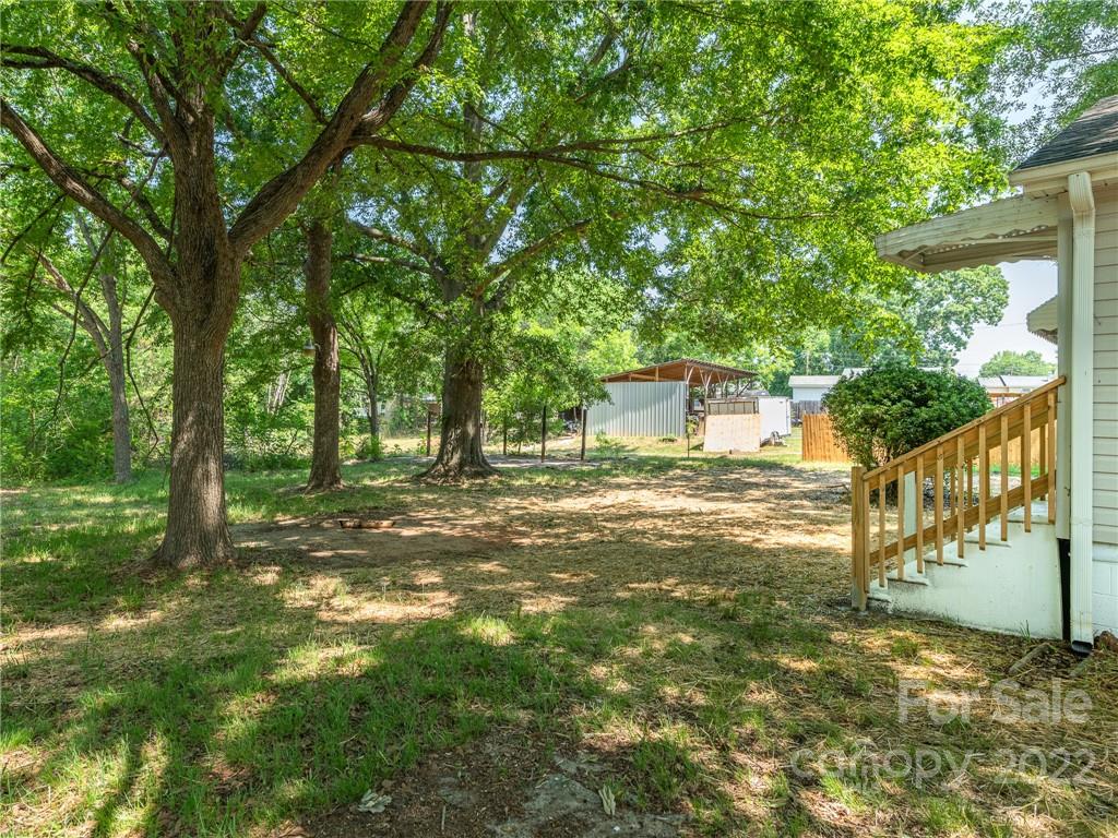 3913 Old York Road Gastonia, NC 28056 - Photo 4 of 37 Gallery Image 4