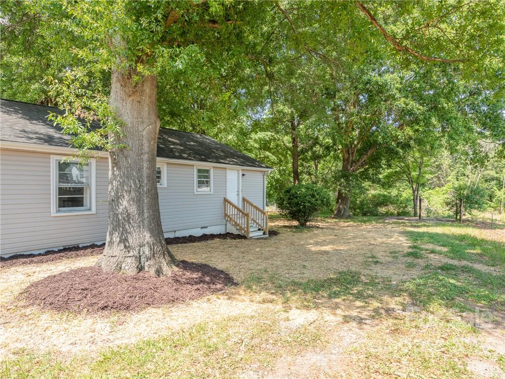 3913 Old York Road Gastonia, NC 28056 - Photo 9 of 37 Gallery Image 9