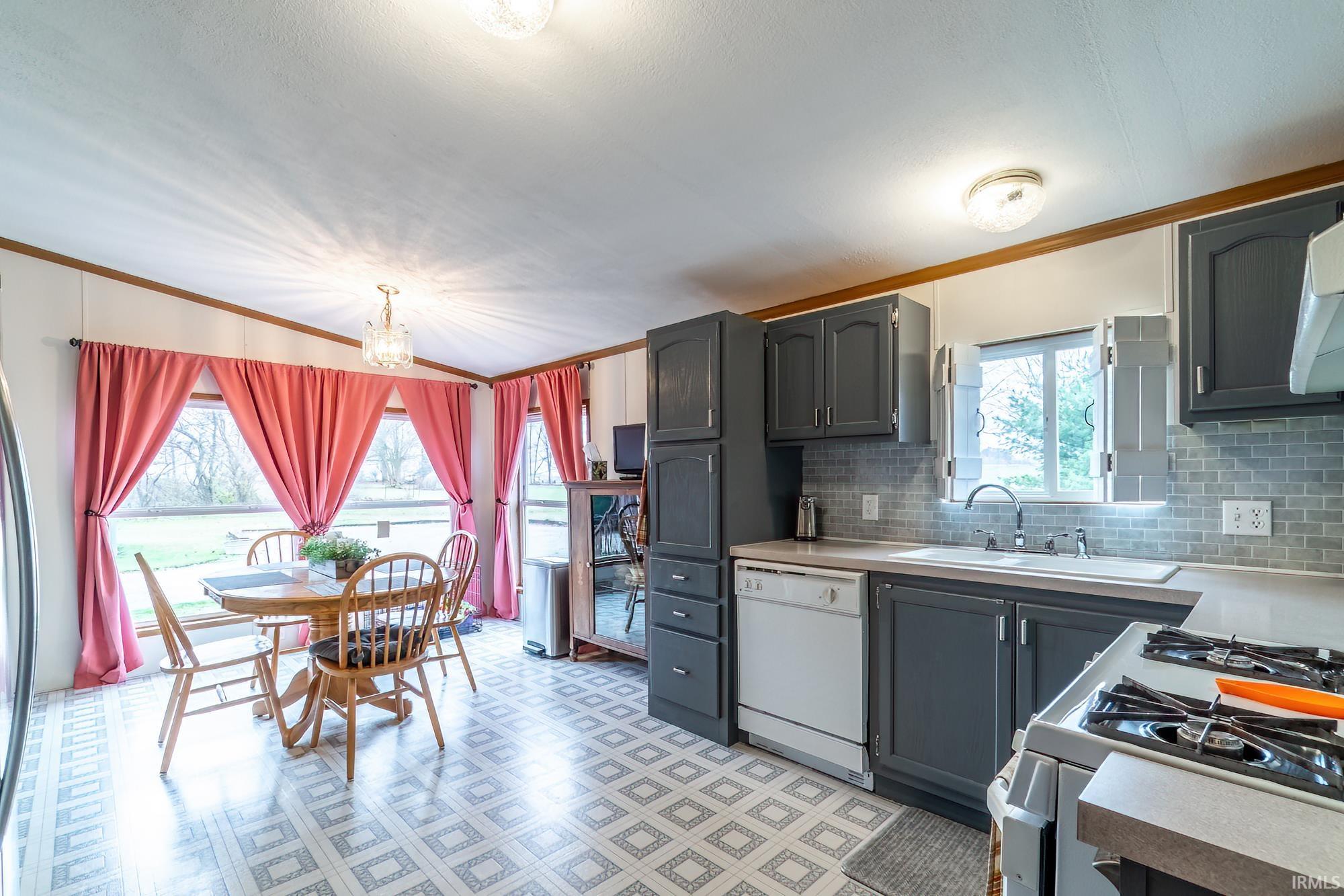 15720 Roth Road Grabill, IN 46741 - Photo 12 of 36