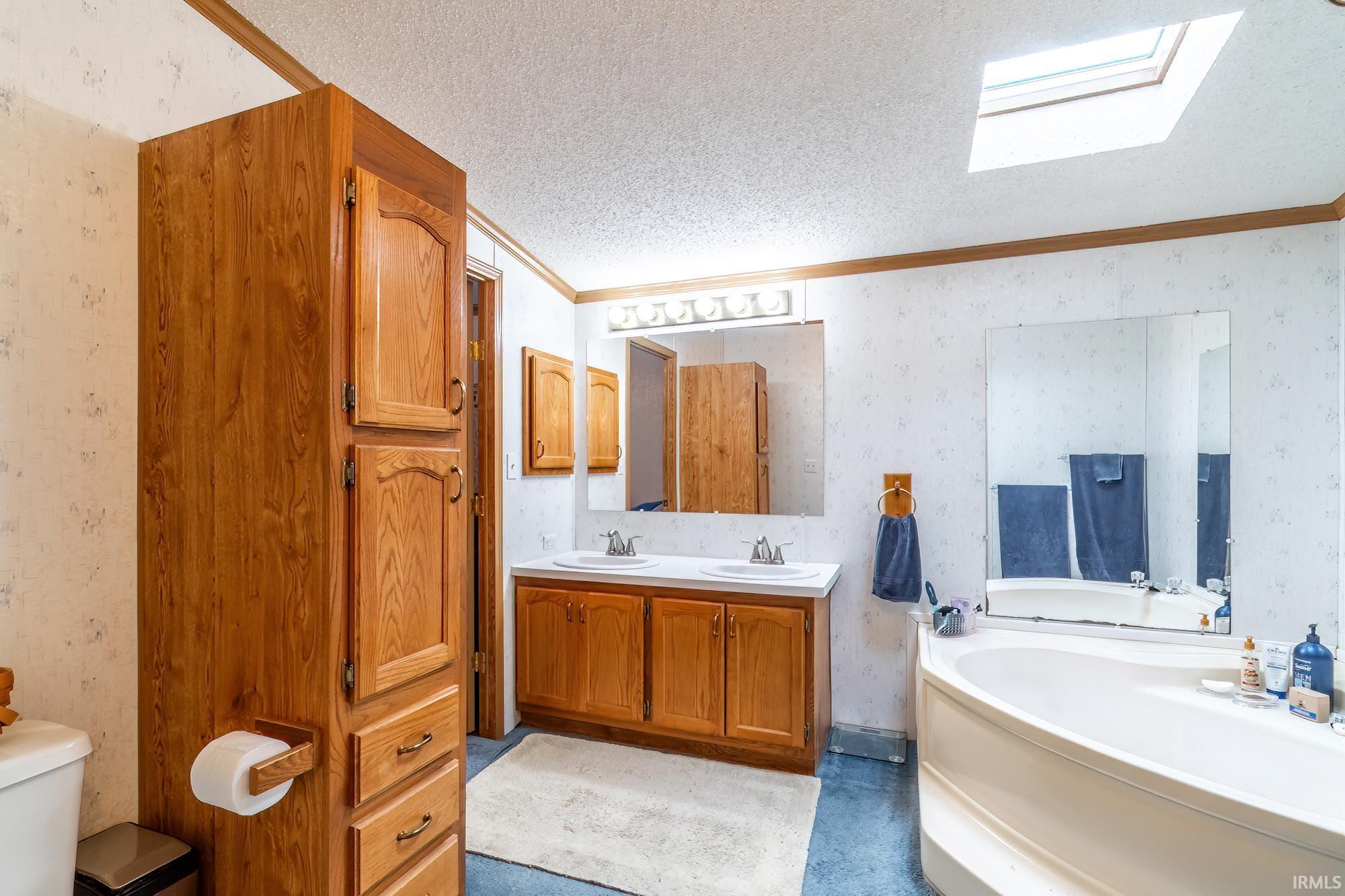 15720 Roth Road Grabill, IN 46741 - Photo 21 of 36