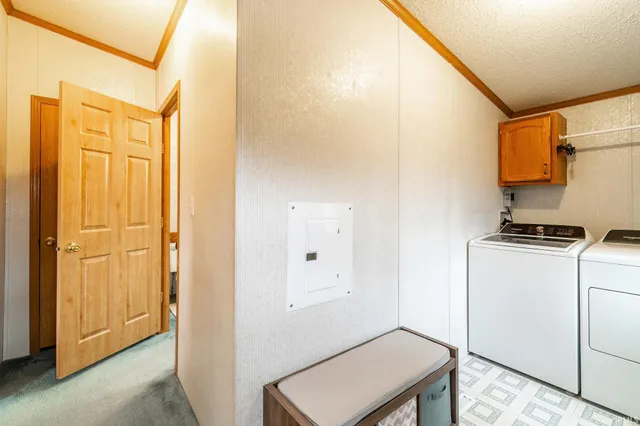 $275,000 | 15720 Roth Road, Grabill, IN 46741