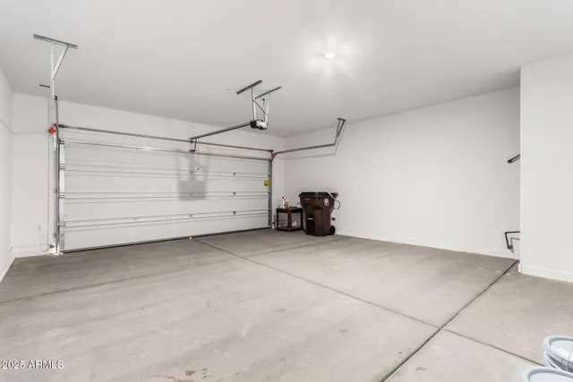 a view of a garage room