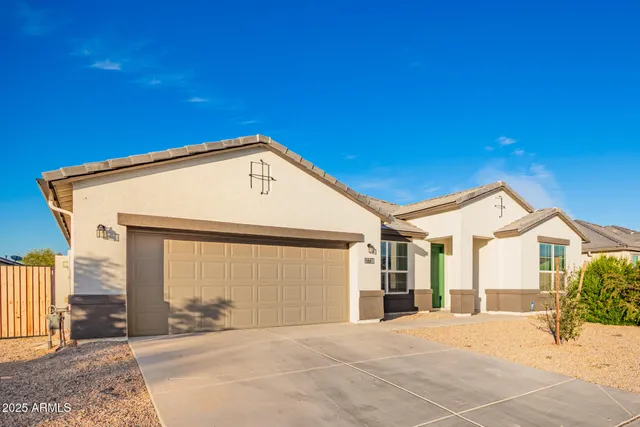 a view of a house with a outdoor space