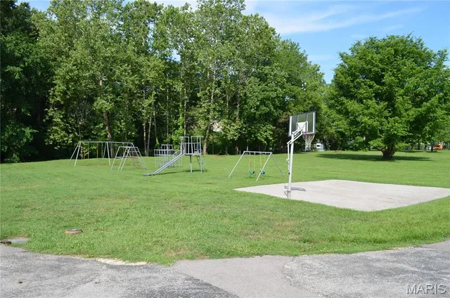 $10,000 | 1393-1395 North Shore Drive, Catawissa, MO 63015