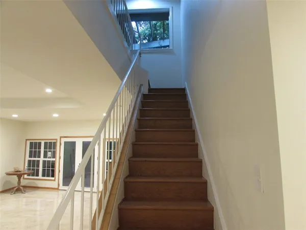 $3,500 | 201 Vanderpool Lane, Unit 19, Houston, TX 77024