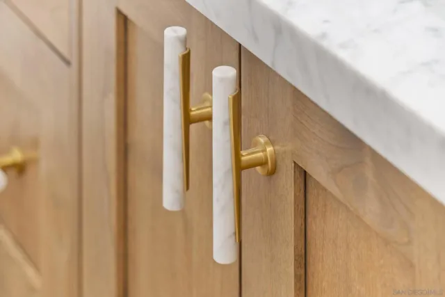 $5,350,000 | 466 Westbourne Street, La Jolla, CA 92037