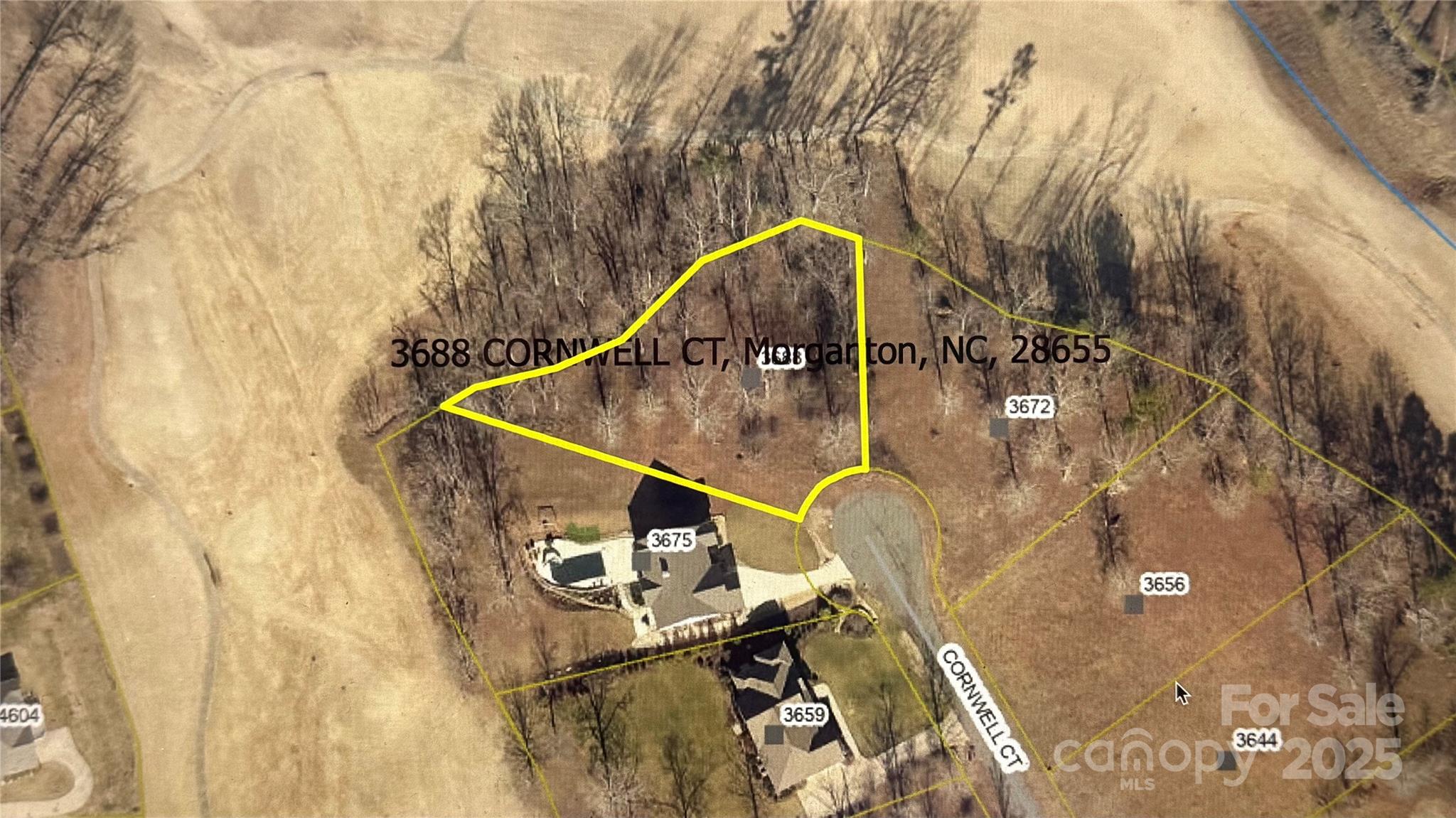 a picture of a bathroom